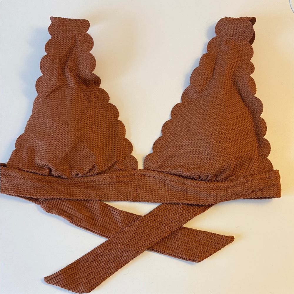 Aerie Scalloped Bikini Top
